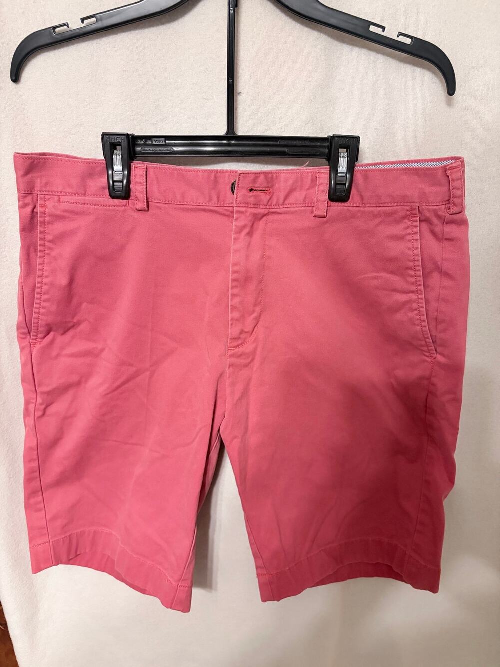Brooks Brothers Advantage Chino Shorts Men's Coral Pink Red Flat Front Golf